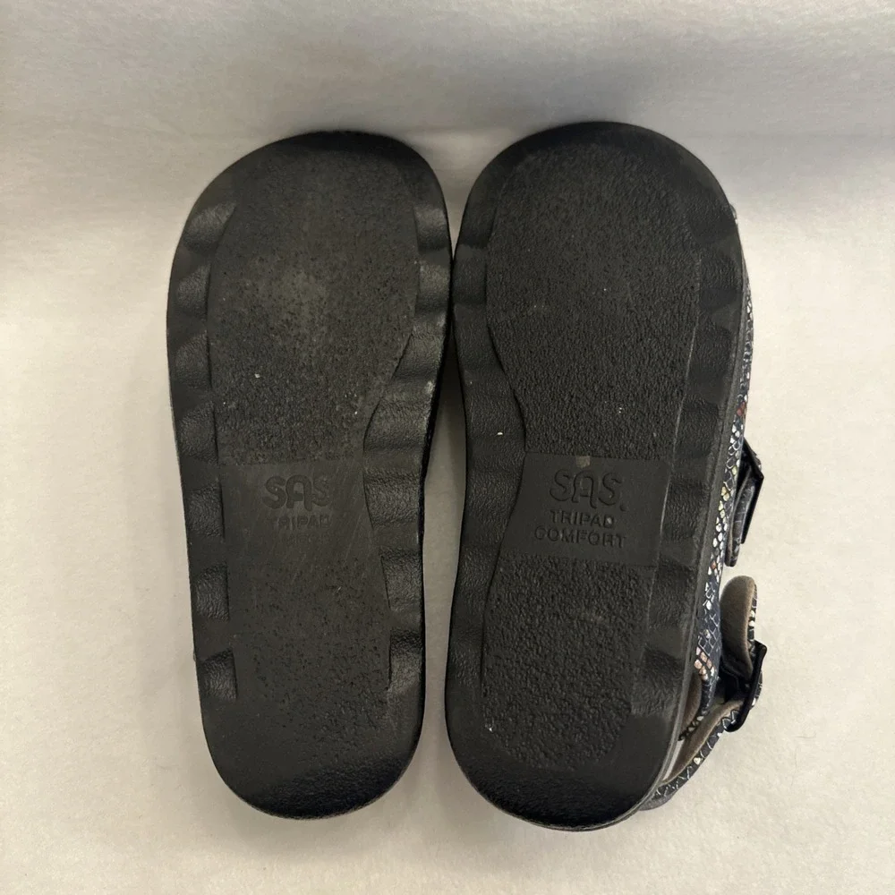 SAS Women's Blue Snake Skin Pattern Cork Insole Tripad  Sandals Size 6.5 M Comfy
